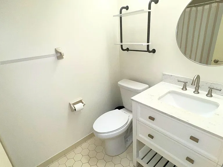 7382 SE Jamestown Ter — Photo 31