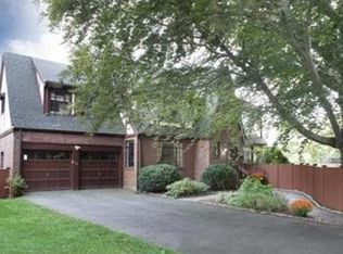 94 Grove St, Newton, MA 02466