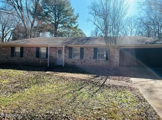 107 Ridgeway Dr, Ridgeland, MS 39157