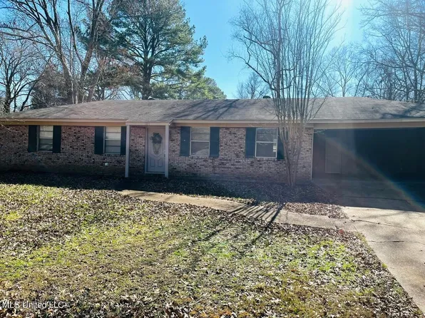 107 Ridgeway Dr, Ridgeland, MS 39157