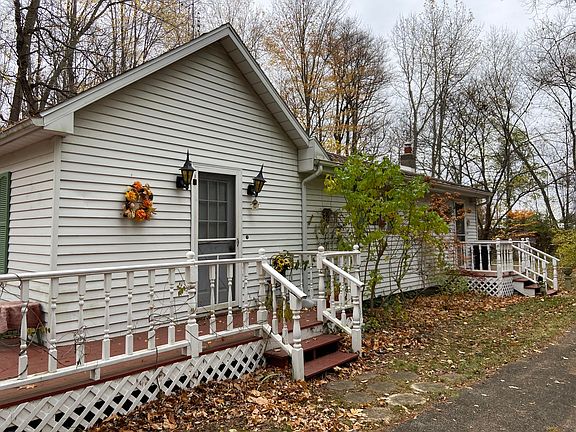 2nd image of 12997 Crestview Dr