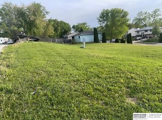 813 & 815 Evergreen Ave, Bellevue, NE 68005