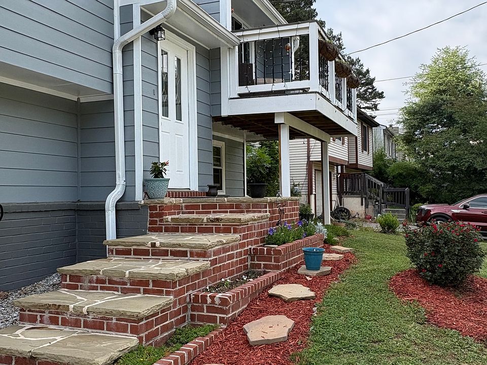 1st image of 5529 Willow Brook Dr