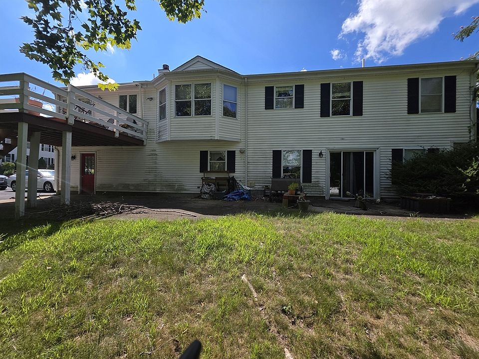 2nd image of 92 Rosemary Rd