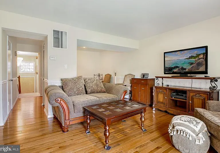 5217 Harbor Court Dr — Photo 5