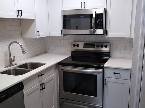 5th image of 550 50th Ave N #24