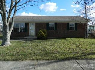 402 Foxwood Dr, Nicholasville, KY 40356