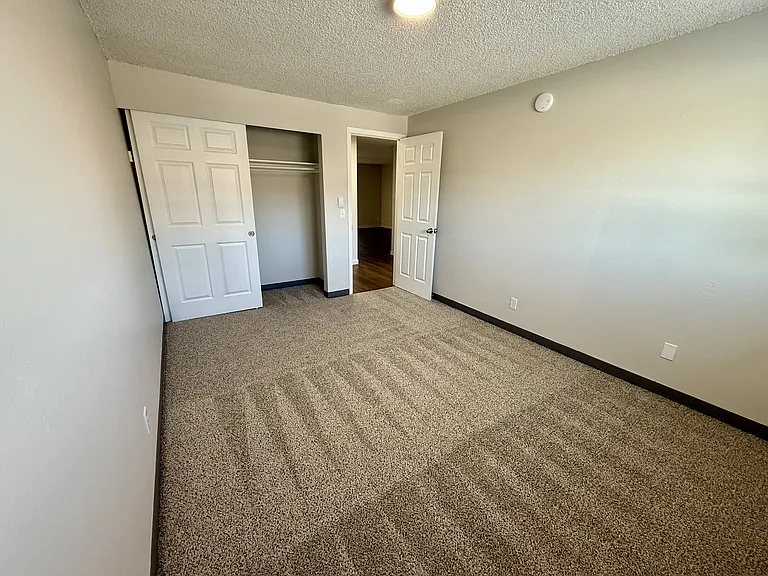 Sandman Apartments — Photo 33
