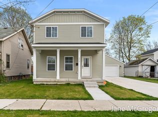 373 Catawba Ave, Muskegon, MI 49442