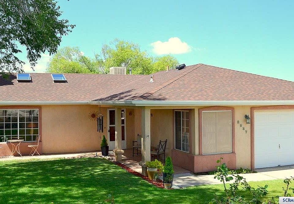 1st image of 2537 N Kimberly Dr