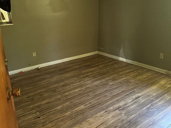 4th image of 2310 Frederick Pl