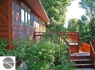 8684 Norconk Rd, Bear Lake, MI 49614