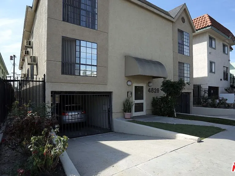 4826 Rosewood Ave #5 — Photo 2