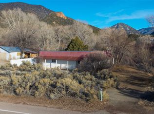 95 N Kiowa Rd, Questa, NM 87556