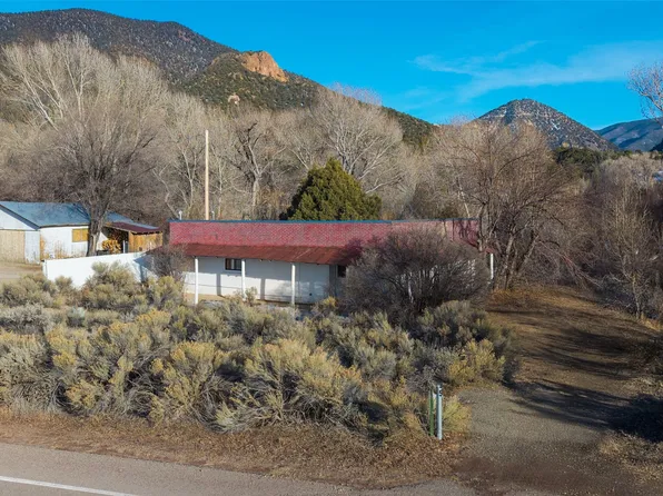 95 N Kiowa Rd, Questa, NM 87556