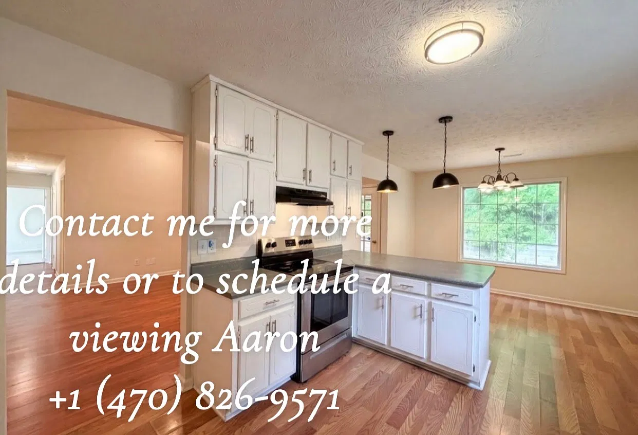 3 bed, 1226 sqft, $1,822 — Photo 2