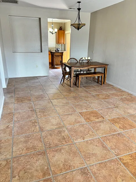 2 bed, 864 sqft, $1,550 — Photo 3