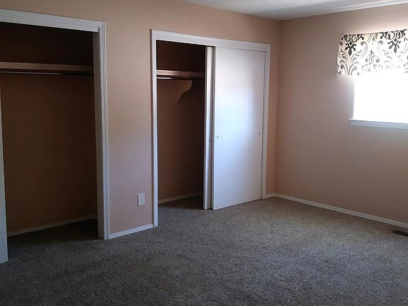 3rd image of 3201 Eubank Blvd NE APT B