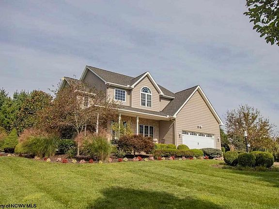 3rd image of 182 Northwood Dr