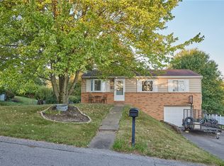 107 Shadeland Dr, Beaver, PA 15009