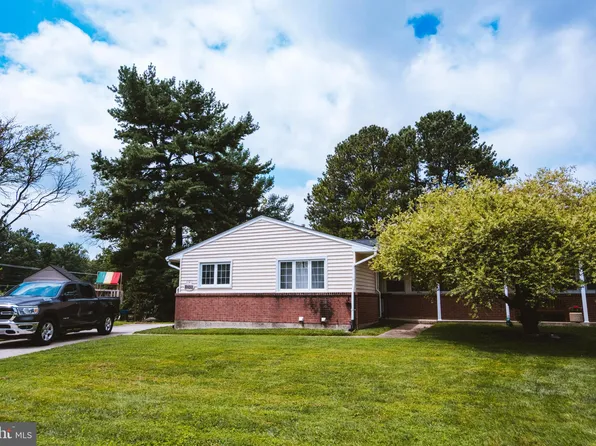 8430 Hallmark Cir, Baltimore, MD 21234