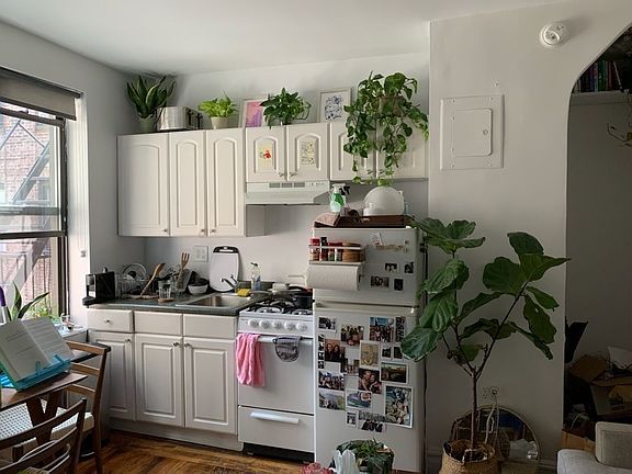 2nd image of 415 W 24th St APT 5F