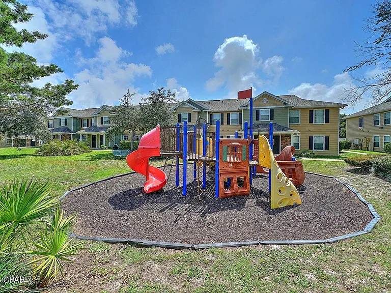 609 Cape Cod Dr — Photo 25