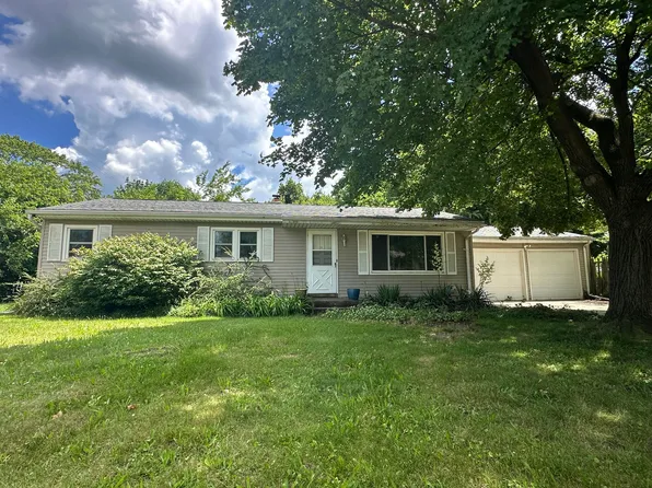 1560 Magnolia St, Kalamazoo, MI 49048