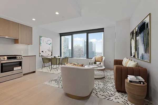 Rented by Nest Seekers International | media 17