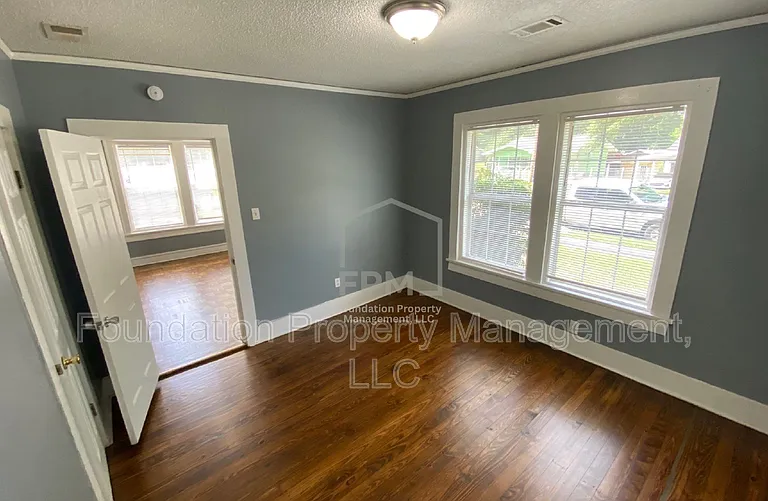 3563 Rockwood Ave — Photo 8