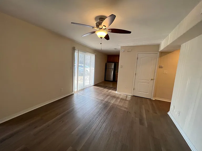 4800 Brigadoon Dr — Photo 7