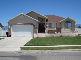 1992 N 2895 W, Clinton, UT 84015
