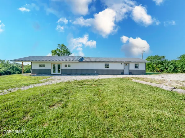 31584 Militia Ln, California, MO 65018