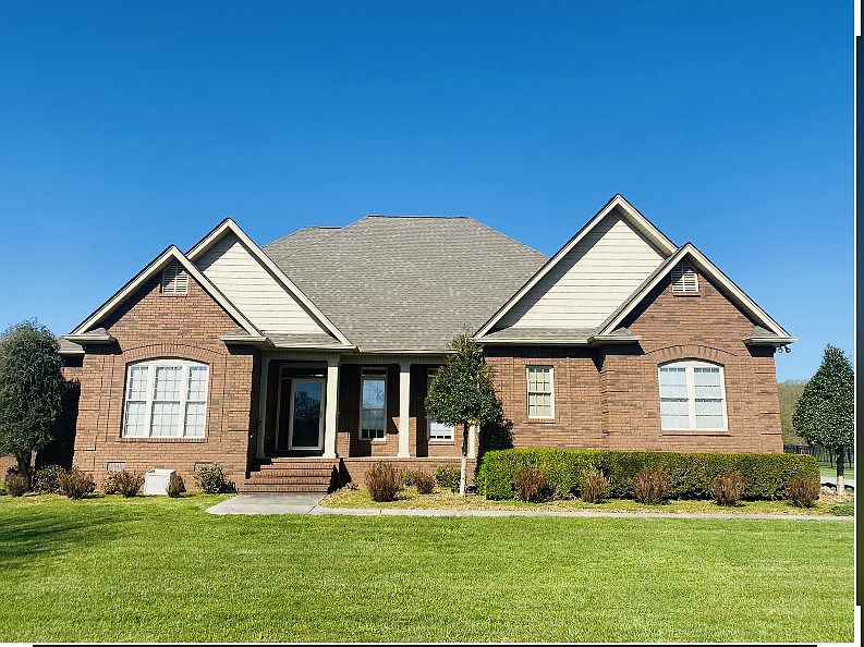 1st image of 261 Wellington Dr