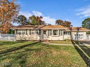 30 Winding River Drive, Toms River, NJ 08755