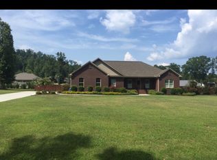 202 Bow Range Rd, Guntersville, AL 35976
