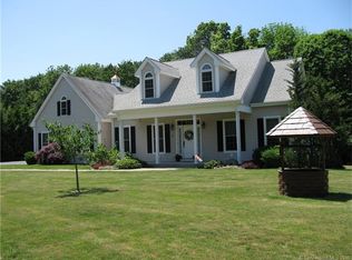 96 Whisper Wind Rd, Middlefield, CT 06455