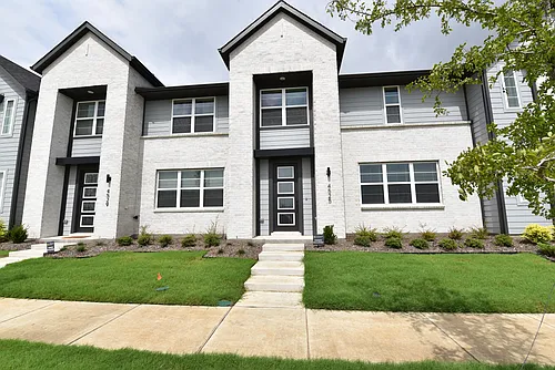 4525 Lamplights Dr Photo 1