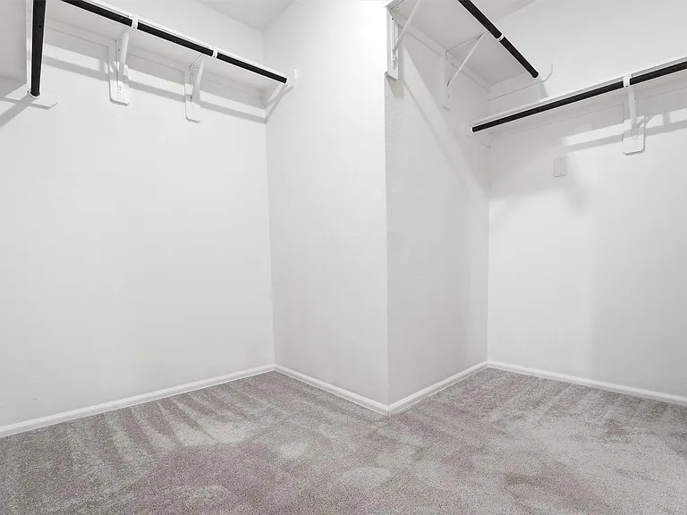 22238 Palladium Dr — Photo 19