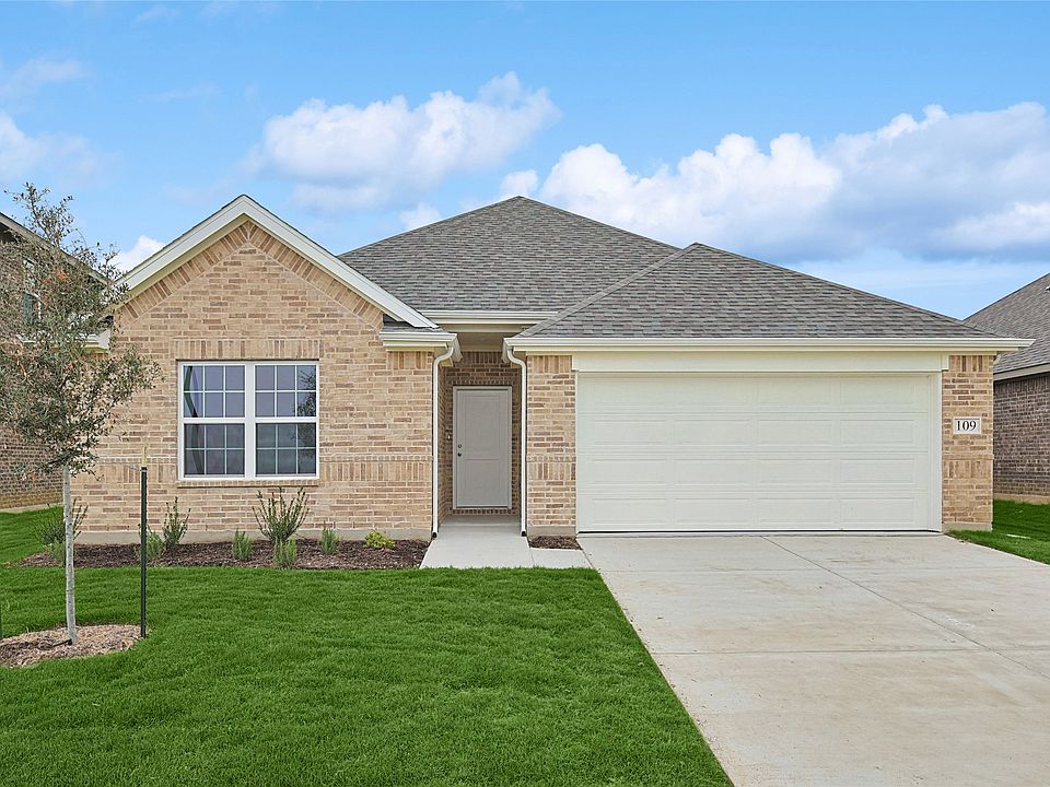 1st image of 109 Patrick Henry Dr