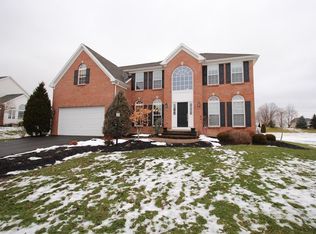 6998 Royce Cir, Victor, NY 14564