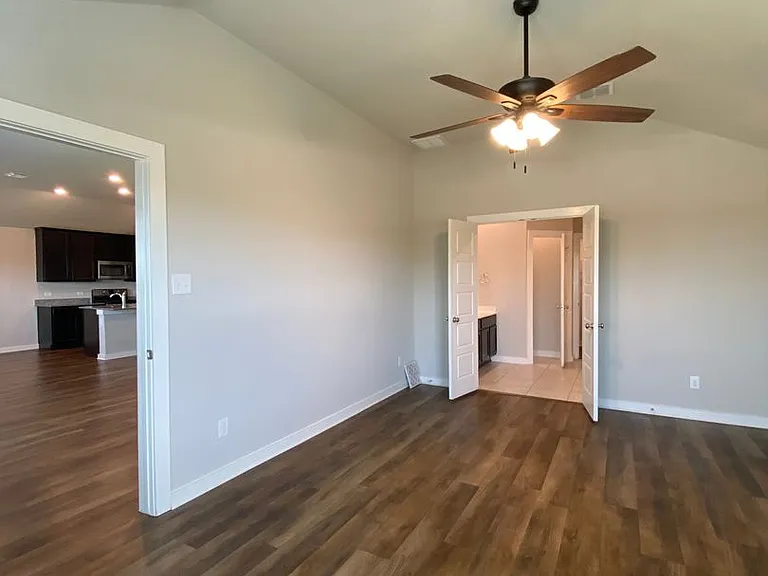 6015 Akin Stroll — Photo 21