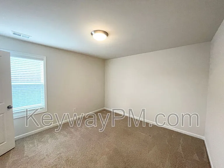 4136 Thimbleberry Dr — Photo 19