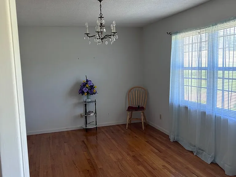 1706 Danenhower Rd — Photo 5