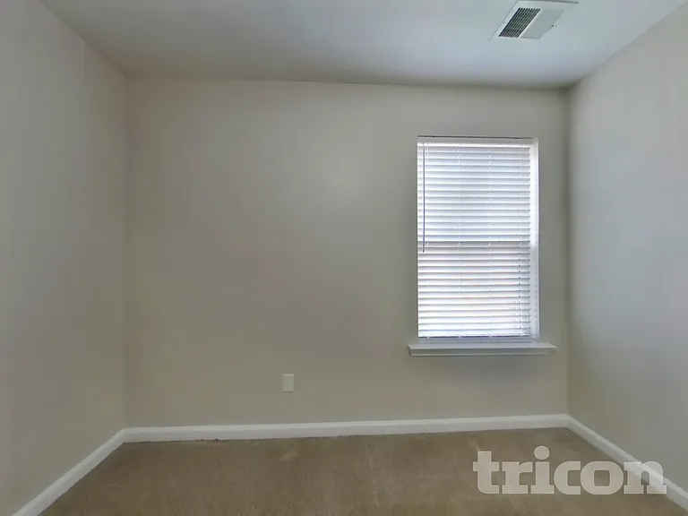 247 Augusta Woods Dr — Photo 13