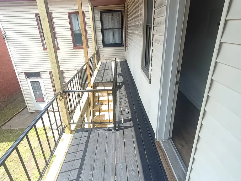 1823 Lowrie St — Photo 12