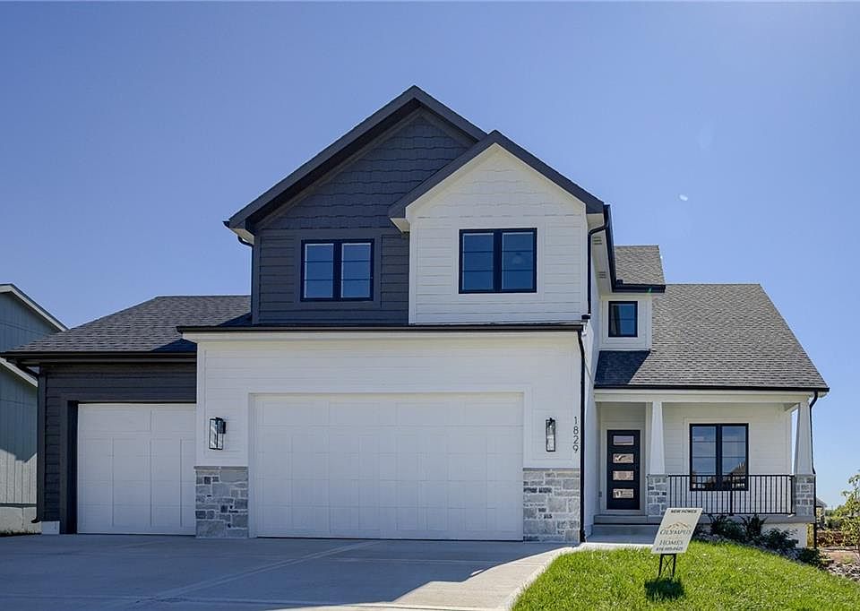 1st image of 1829 Green Meadow Dr