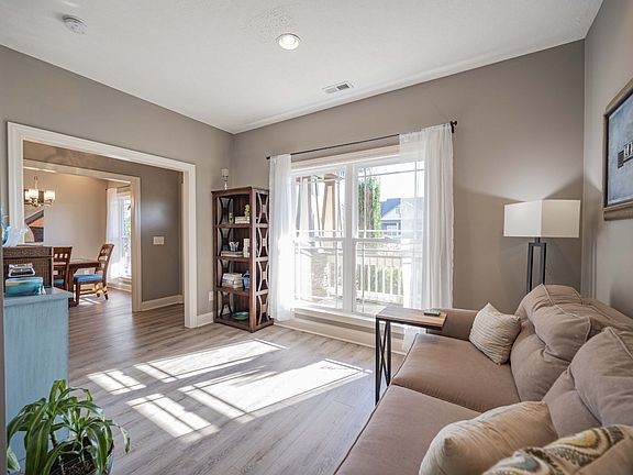 5th image of 425 Drema Ct