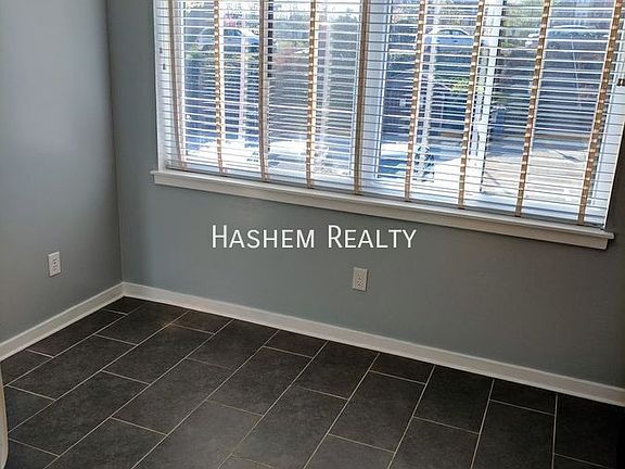 4th image of 3719 Madison Ln #A