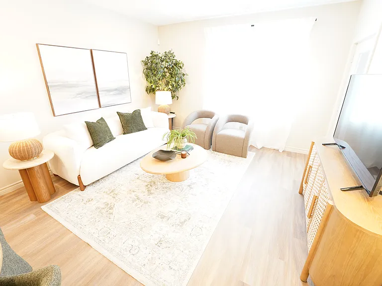 380 Asher Cres — Photo 21